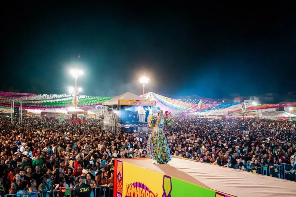 Camaforró 2026 abre programação com grandes shows e sucesso de público